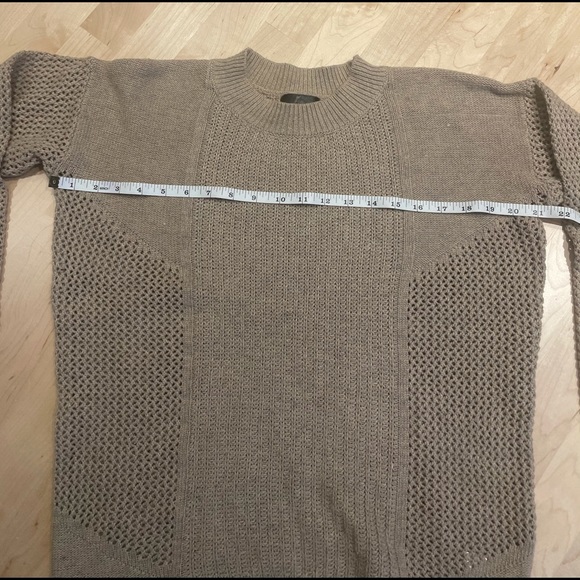 Love Token Skylar Knit Crewneck Sweater - Picture 6 of 6